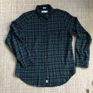 Plaid button up shirt boyfriend fit